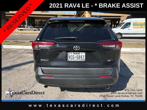 2021 Toyota RAV4 LE