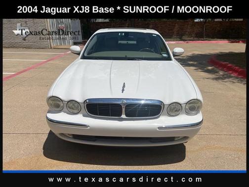 2004 Jaguar XJ Base