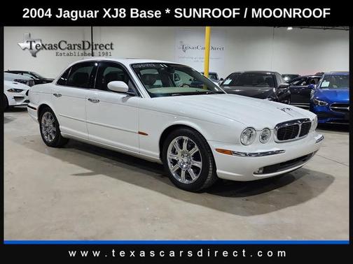 2004 Jaguar XJ Base