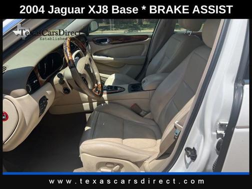 2004 Jaguar XJ Base