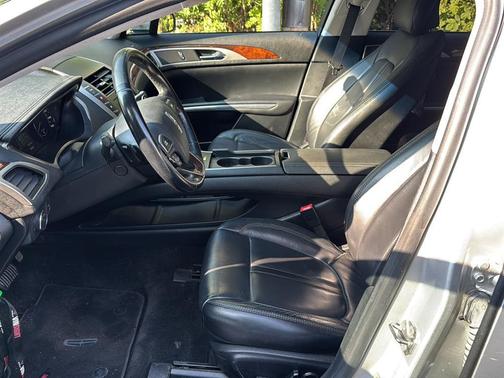 2016 Lincoln MKZ Base
