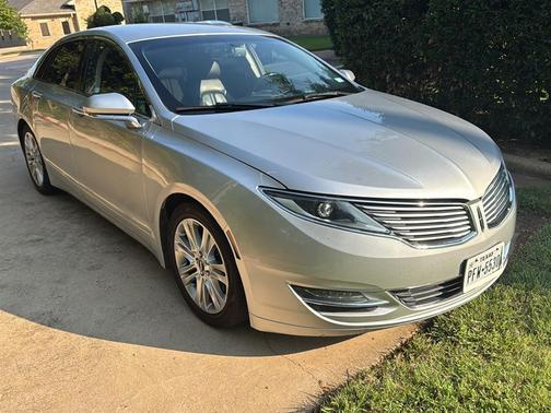 2016 Lincoln MKZ Base