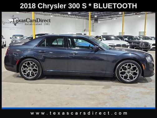 2018 Chrysler 300 S