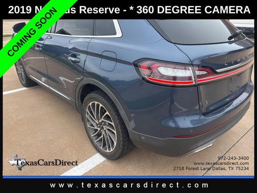 BLUE DIAMOND METALLIC 2019 Lincoln Nautilus Reserve