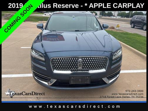 BLUE DIAMOND METALLIC 2019 Lincoln Nautilus Reserve
