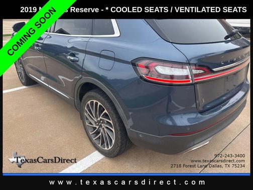 BLUE DIAMOND METALLIC 2019 Lincoln Nautilus Reserve