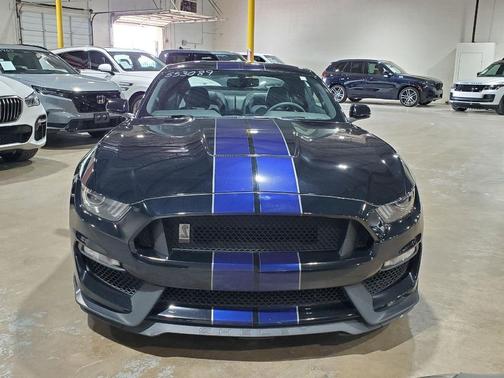 2019 Ford Shelby GT350 Base