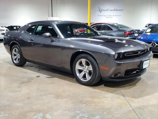 2018 Dodge Challenger SXT