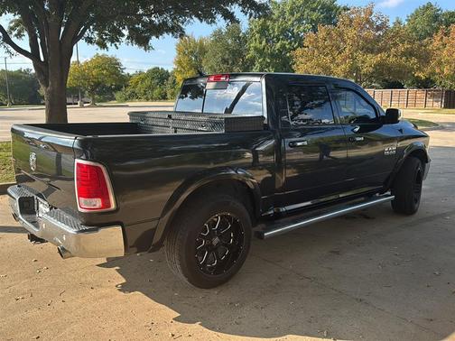 2016 RAM 1500 Laramie