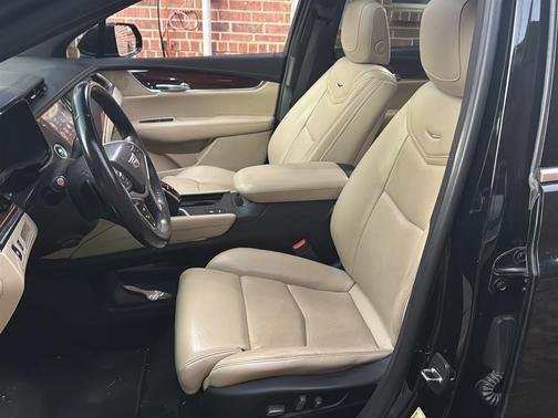 2017 Cadillac XT5 Premium Luxury