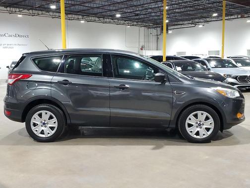 2016 Ford Escape S