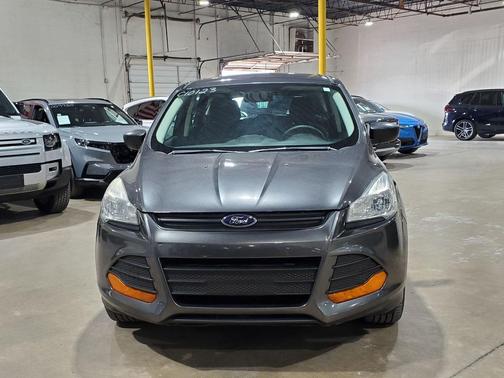 2016 Ford Escape S