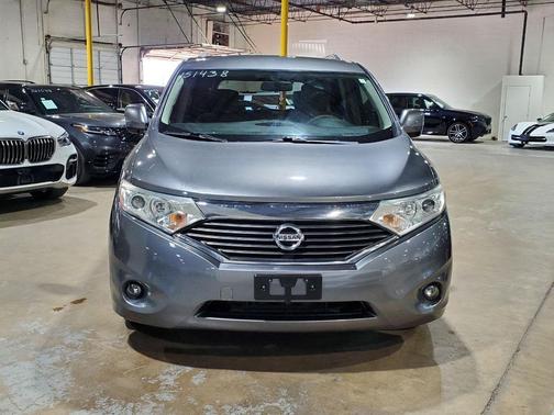 2016 Nissan Quest SV