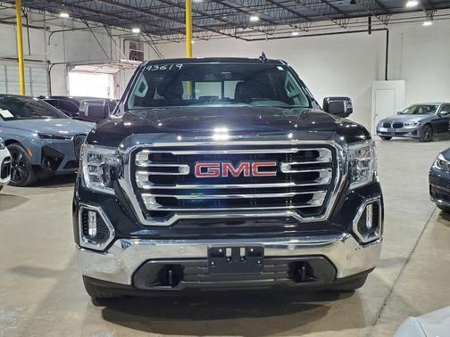2022 GMC Sierra 1500 SLT
