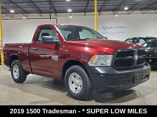 Delmonico Red Pearlcoat 2019 RAM 1500 Tradesman