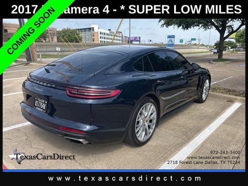 2017 Porsche Panamera 4
