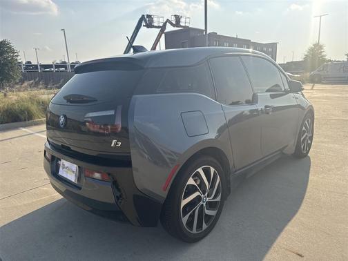 2017 BMW i3 94 Ah w/Range Extender