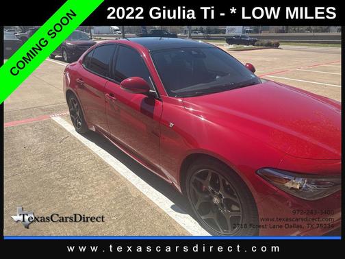 Alfa Rosso 2022 Alfa Romeo Giulia Ti