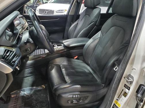 2015 BMW X5 xDrive50i