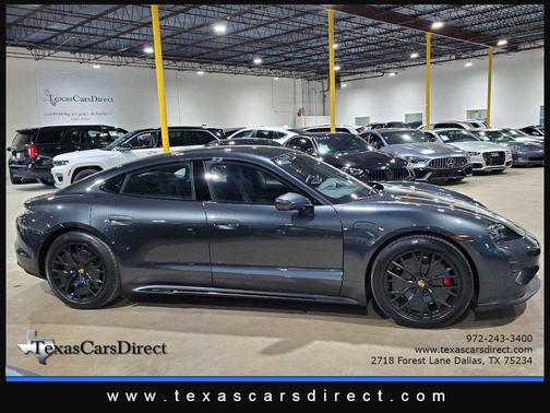 2022 Porsche Taycan GTS