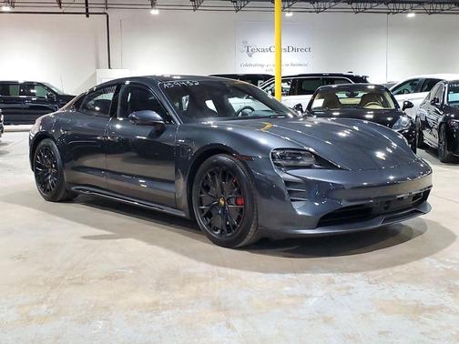 2022 Porsche Taycan GTS
