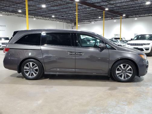 2014 Honda Odyssey Touring