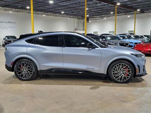 2022 Ford Mustang Mach-E GT