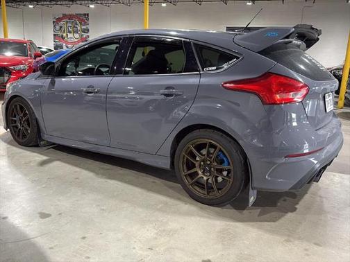 2017 Ford Focus RS Base