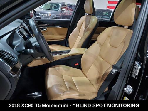 2018 Volvo XC90 T5 Momentum