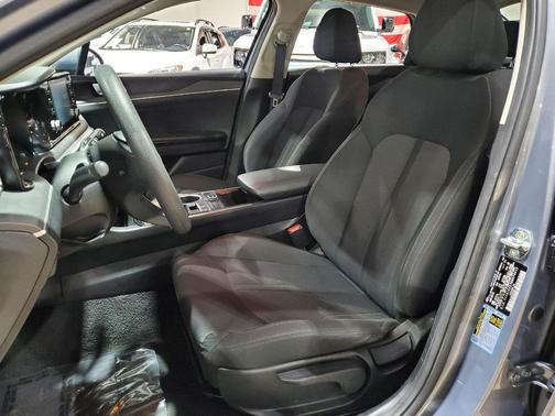 2021 Kia K5 LXS