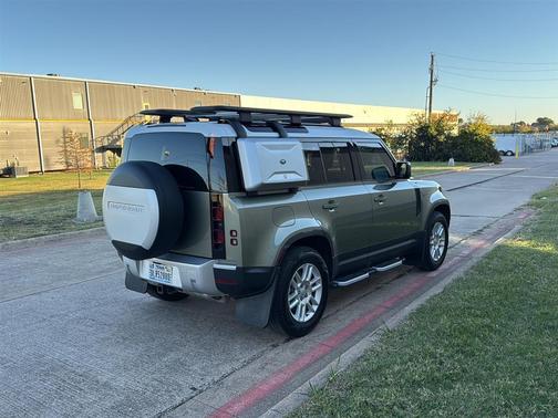 2024 Land Rover Defender 110 P400 S