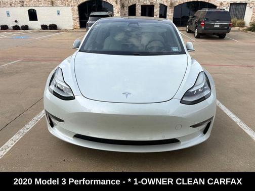 Pearl White Multi-Coat 2020 Tesla Model 3 Performance