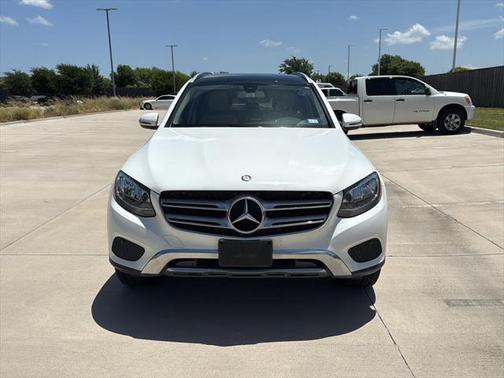 2017 Mercedes-Benz GLC 300 Base