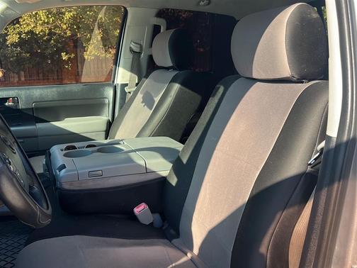 2013 Toyota Tundra Grade