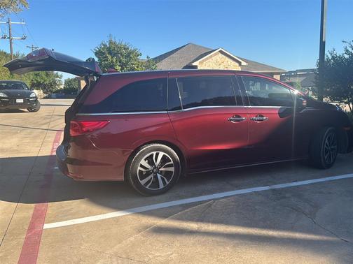 2020 Honda Odyssey Elite