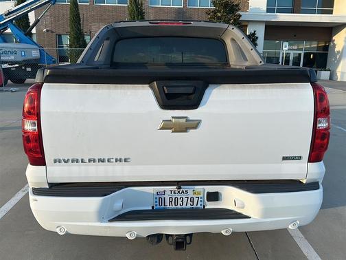 2011 Chevrolet Avalanche 1500 LT