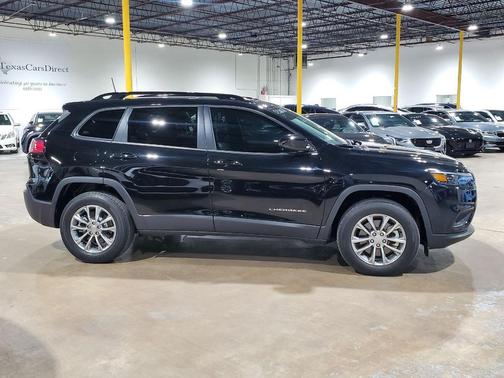 2022 Jeep Cherokee Latitude Lux