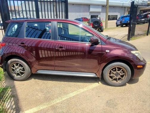 2005 Scion xA 5-DOOR