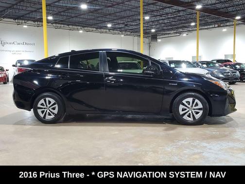 2016 Toyota Prius Three