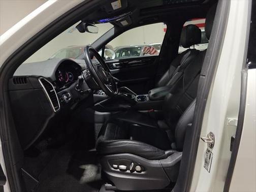 2019 Porsche Cayenne Base