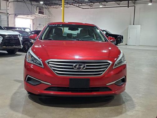 2017 Hyundai SONATA SE