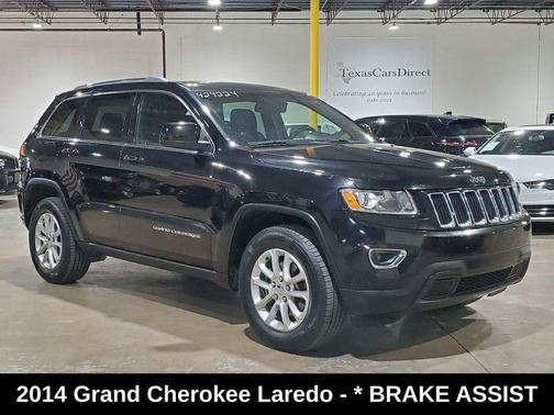 Brilliant Black Crystal Pearlcoat 2014 Jeep Grand Cherokee Laredo