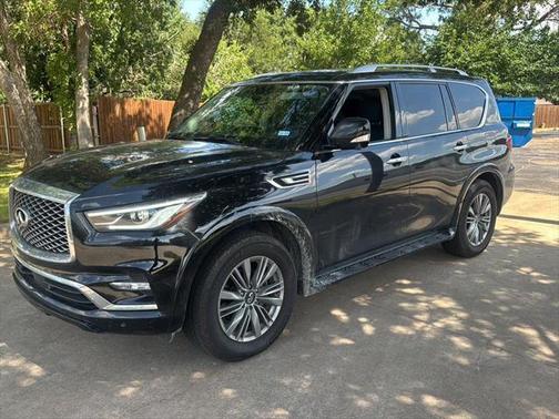 2022 INFINITI QX80 Luxe