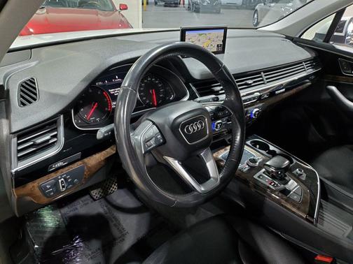 2017 Audi Q7 3.0T Premium