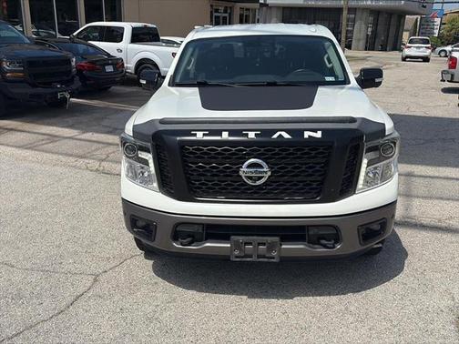2018 Nissan Titan Platinum Reserve