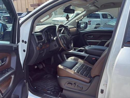 2018 Nissan Titan Platinum Reserve