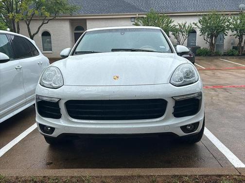 2017 Porsche Cayenne Platinum Edition