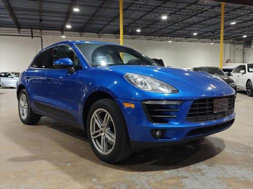 2017 Porsche Macan Base