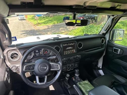 2021 Jeep Gladiator Overland