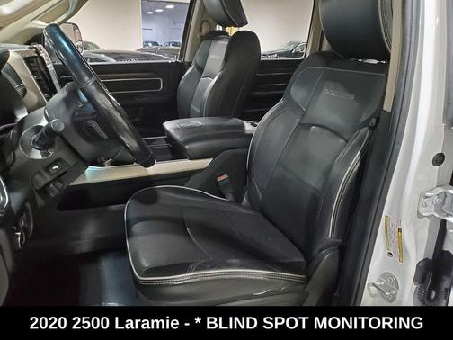 Bright White Clearcoat 2020 RAM 2500 Laramie Crew Cab 4x4 6'4' Box